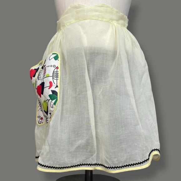 Vintage Half Apron 1950s Pale Yellow Sheer Pocket Hostess Retro Women Rickrack - Picture 3 of 16